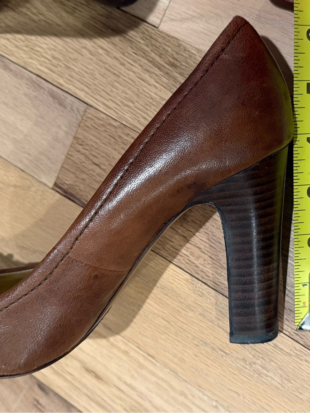 Coach Brown Leather Pump with Gold Horsebit Accent - Size 9 - Picture 9 of 9